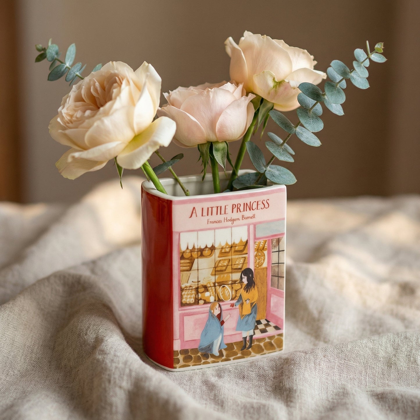 Vasen in Form Kleiner Bücher